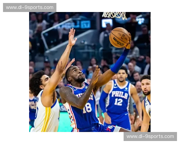 费城巨塔碰撞金州星雨：76人vs勇士，一场定义时代的篮球美学博弈